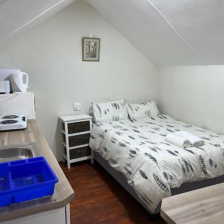 Albatross Beach Guest House Jeffreys Bay Bagian luar foto