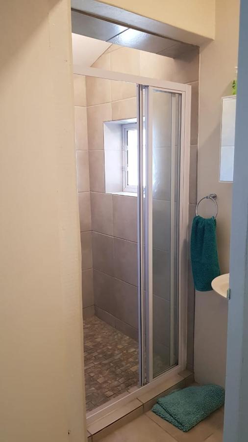 Albatross Beach Guest House Jeffreys Bay Bagian luar foto
