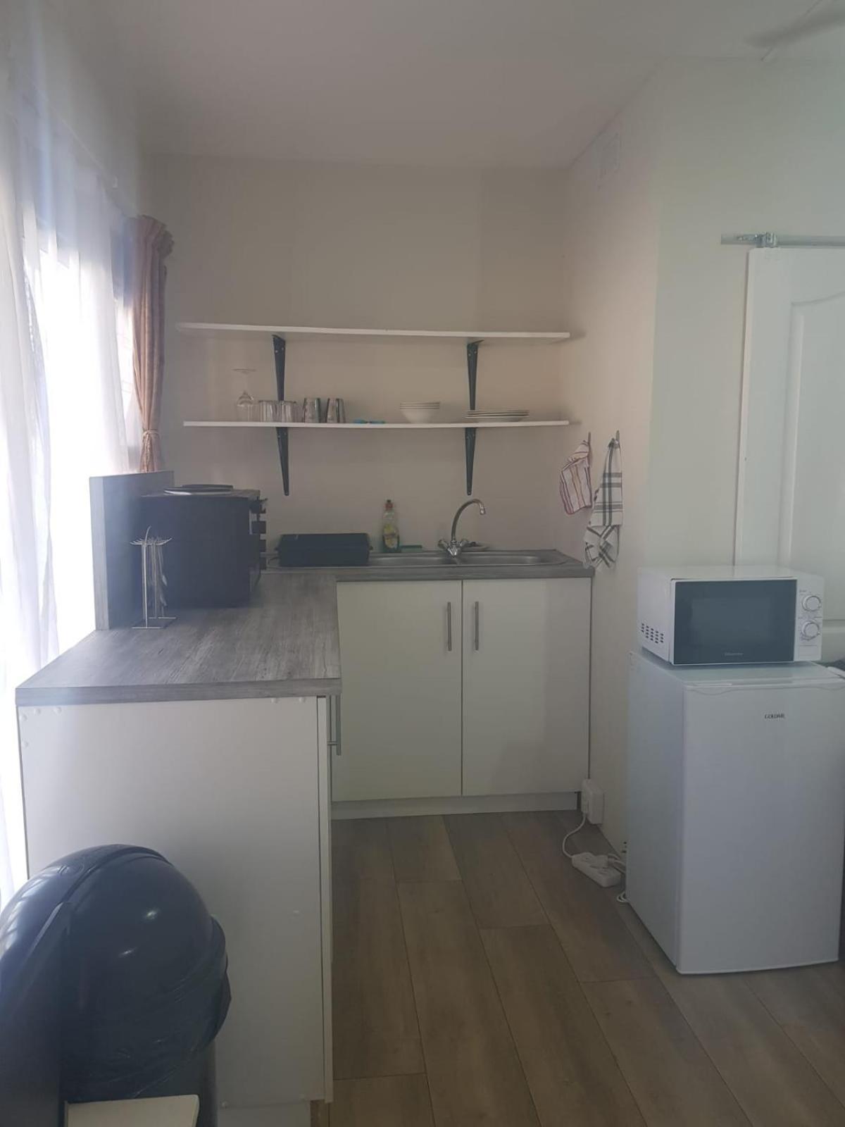 Albatross Beach Guest House Jeffreys Bay Bagian luar foto