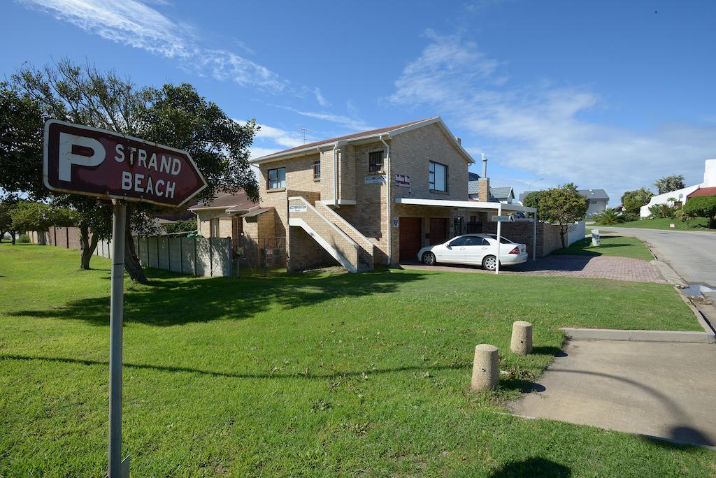 Albatross Beach Guest House Jeffreys Bay Bagian luar foto